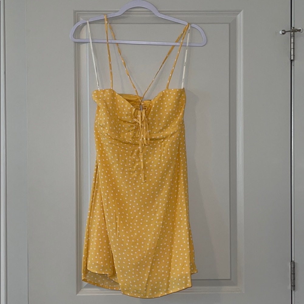 Yellow dotted sun dress - Picture 2 of 6